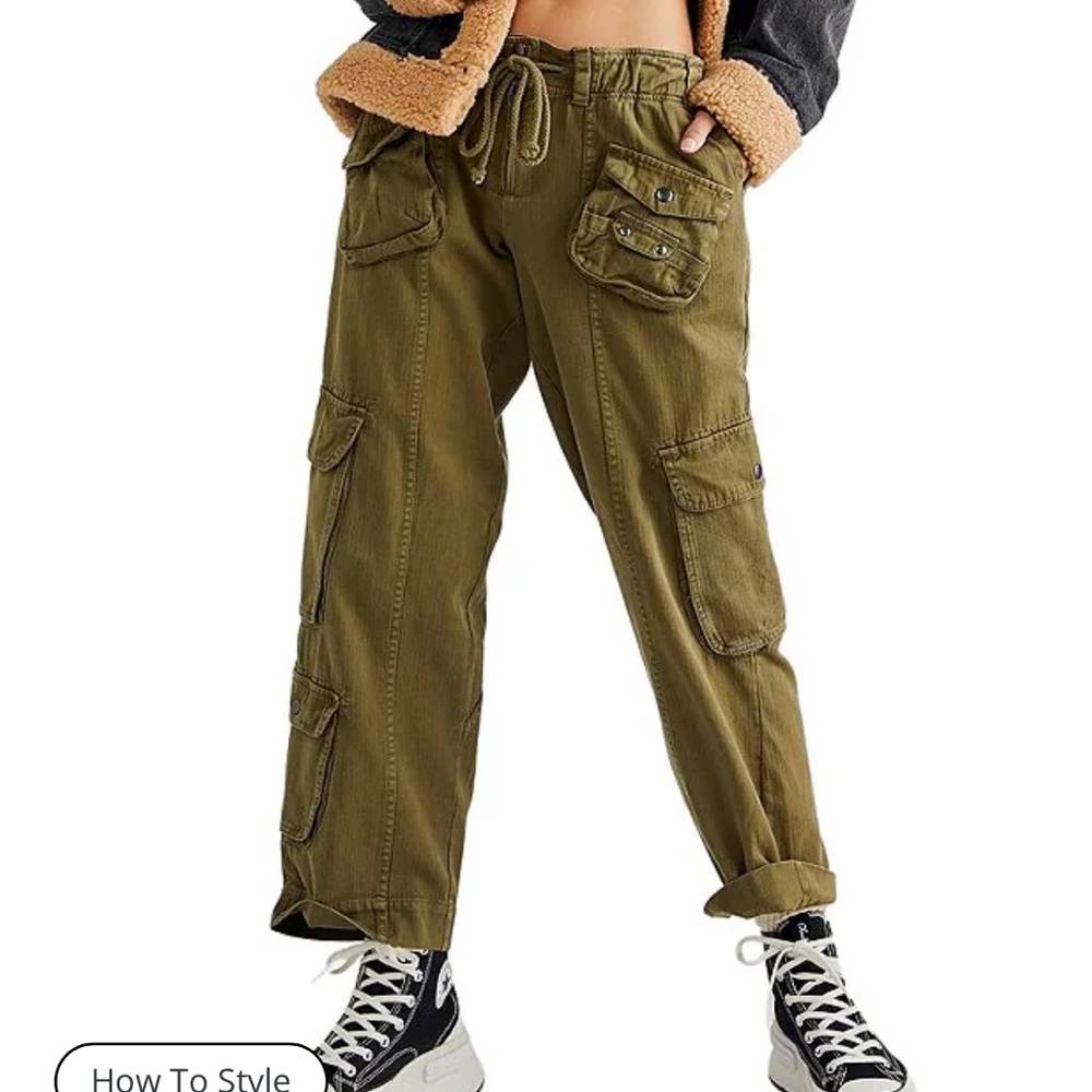 Women’s M Free People Low Rise Tahiti cargo pants